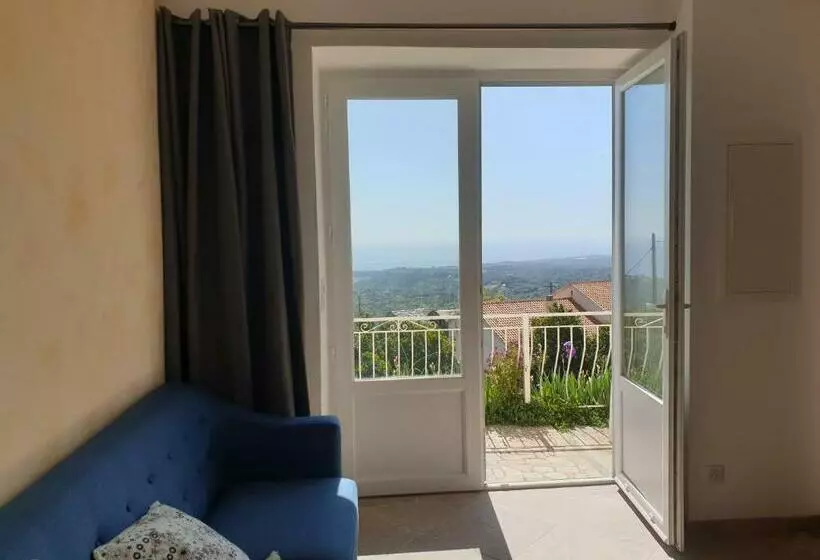 Appartement A Caserella Entièrement Rénové Avec Terrasse Et Vue Panoramique Sur Mer