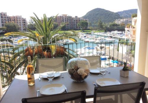 F3 Ile Marina Mandelieu La Napoule