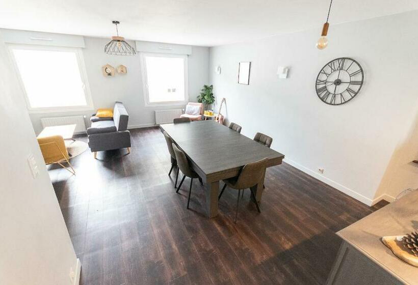 La Bigote Ideal Groupe 6 Chambres Billard Terrasse