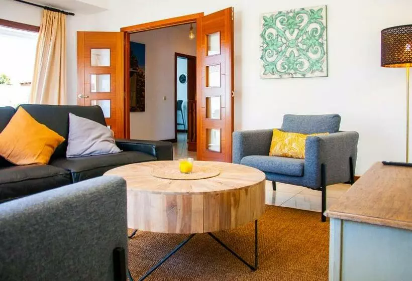 Luxury Villa El Palmeral