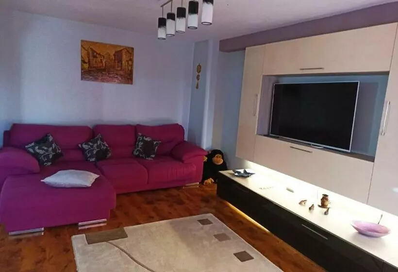 Penthouse Lux