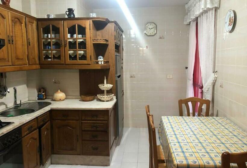 Piso Centro De Raxò