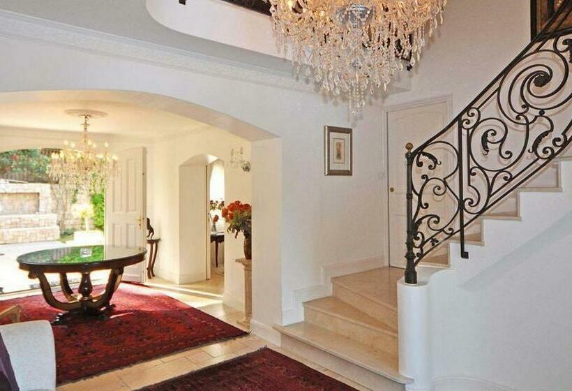 Rilassati E Goditi I Tuoi Film Preferiti Nell Home Cinema