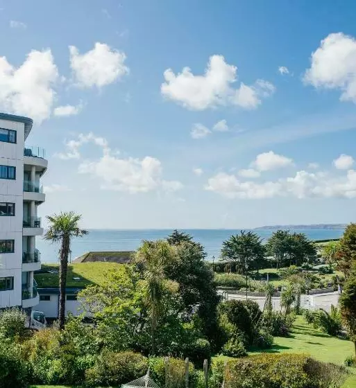 St Michaels The Liner