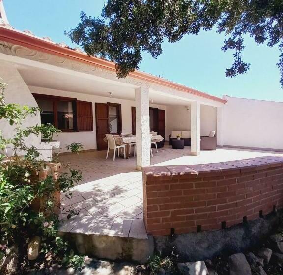 Villa Giorgia, Graziosa Villa A Due Passi Dal Mare