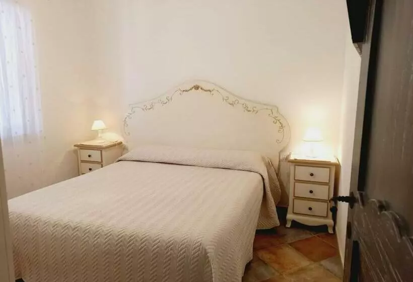 Villa Giorgia, Graziosa Villa A Due Passi Dal Mare