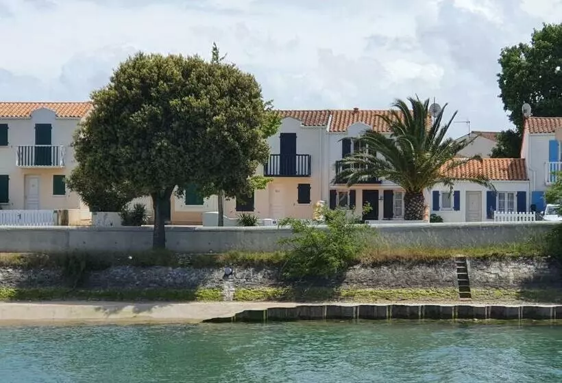 Le Phare   Gîte De Mer Boyardville