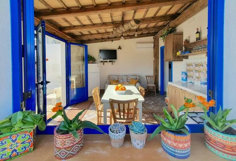 Villa Nica