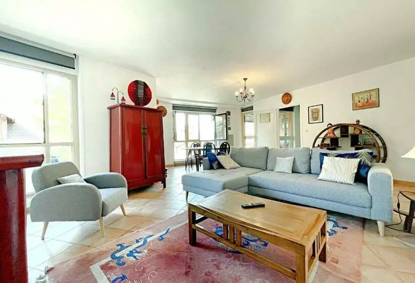 3 Bedroom Heart Of Annecy No Wifi