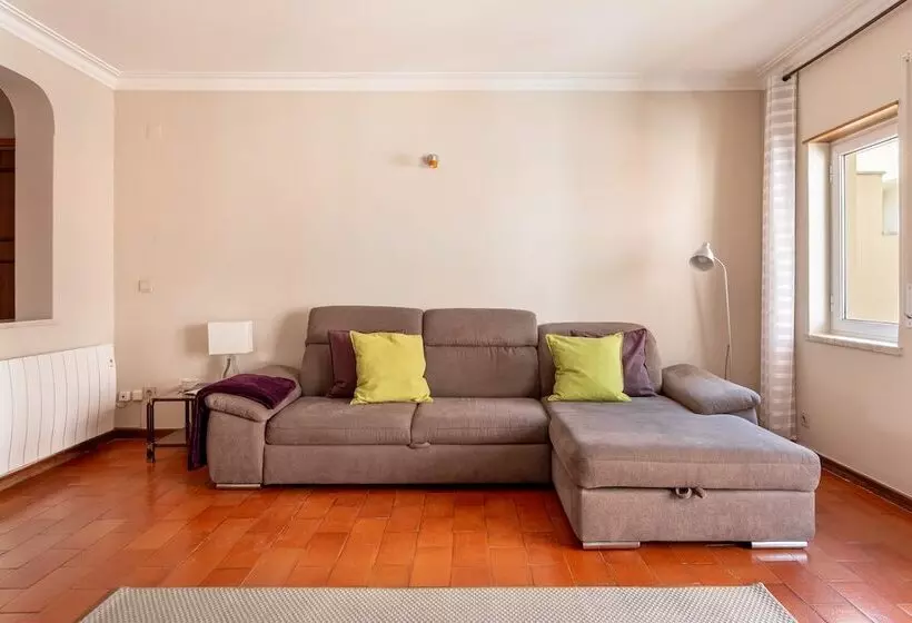 Joivy Gorgeous Apartment In Alcabideche