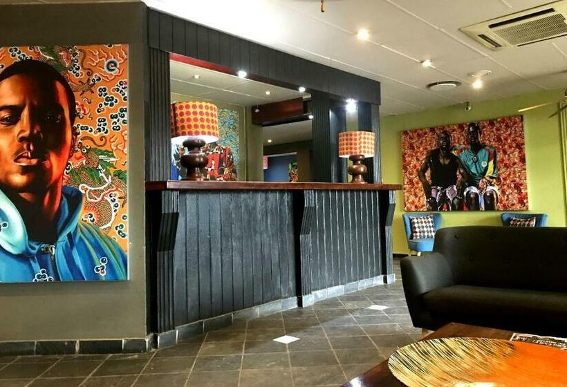 Elephant Springs Apartments