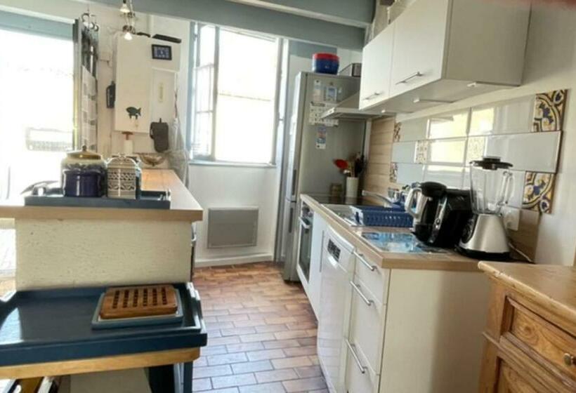 House Rétaise With Garden Close To The Sea