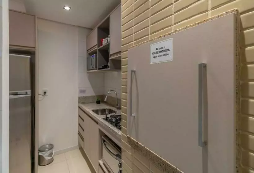 Oferta! Ensolarado No 13º Andar Central Próx Imed Garagem