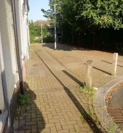 City Centre Apartment With South Facing Patio Close To The Harbour