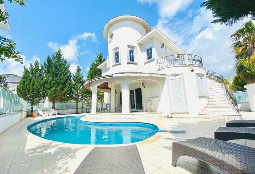 Comfortable Villa I