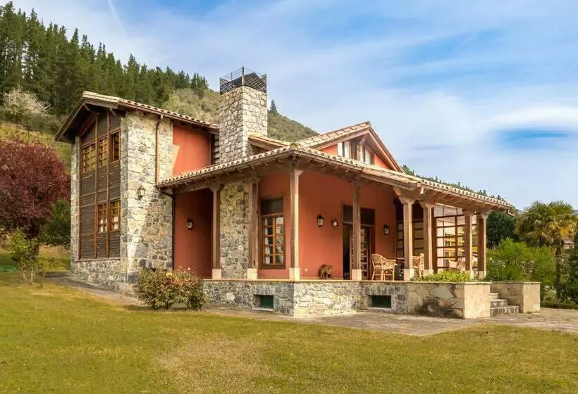 Exclusivo Chalet En Potes