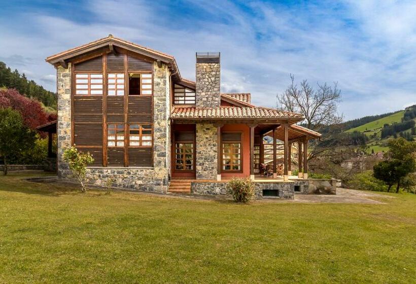 Exclusivo Chalet En Potes