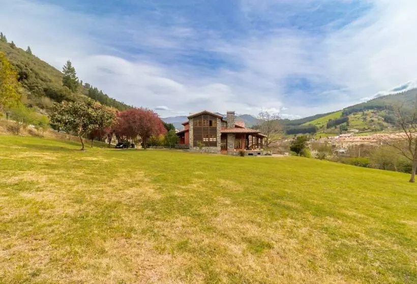 Exclusivo Chalet En Potes