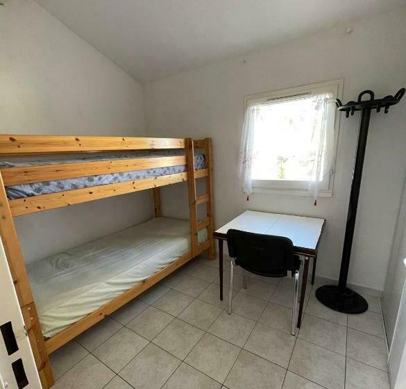 Pavillon à 400m De La Plage Avec Piscine