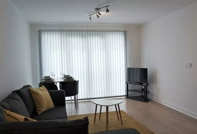 Albion Street Apartments