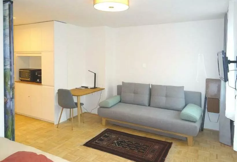 Edith`s Apartment