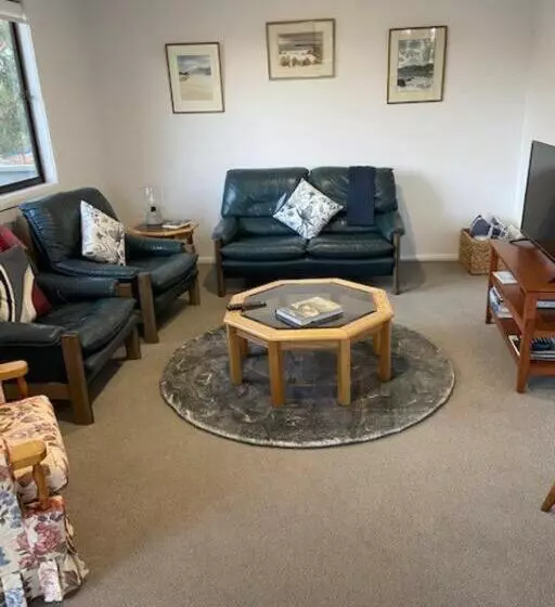 Lillybell Beach Retreat Binalong Bay