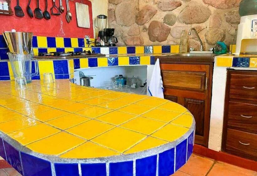 Lovely Apartment With Patio And Ocean View