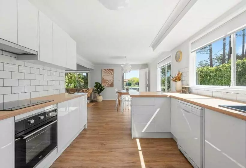 The Lake Hideaway On Kendall