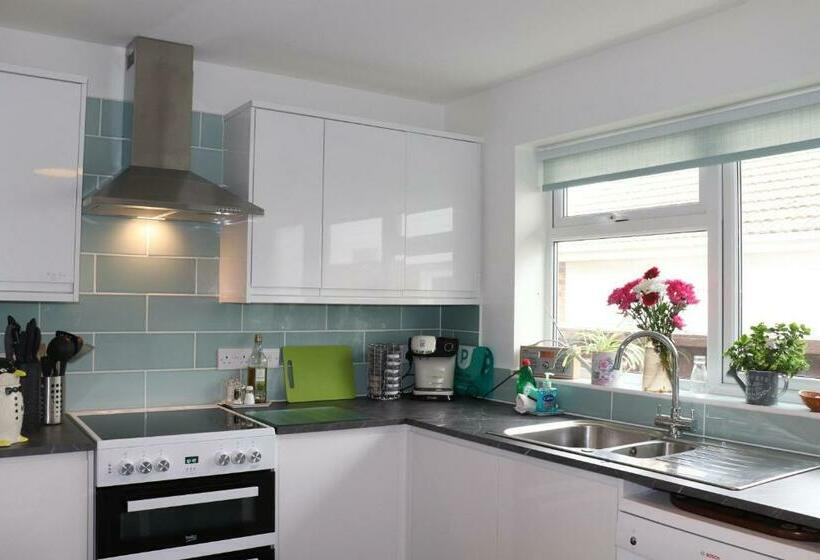 The Island Holiday Company Willow Oak