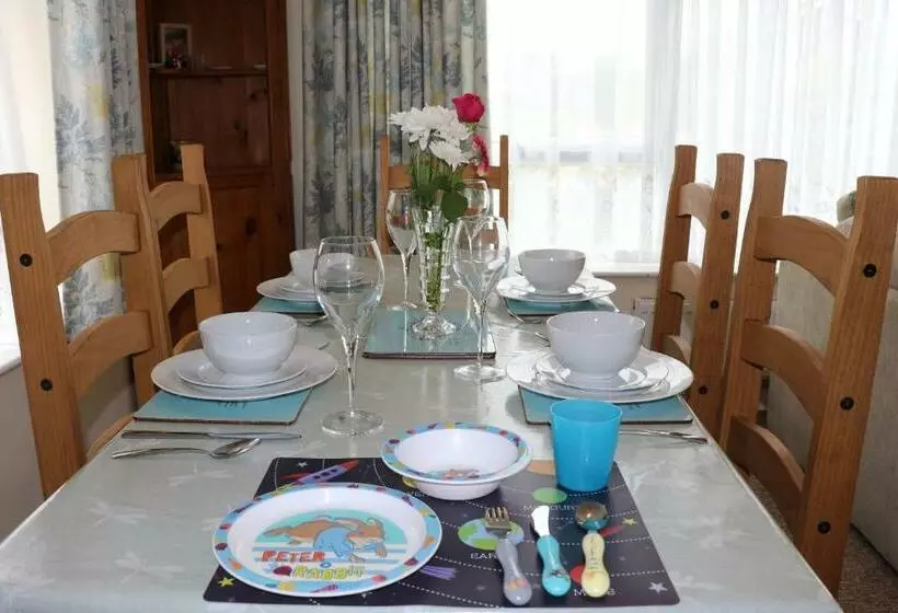 The Island Holiday Company Willow Oak