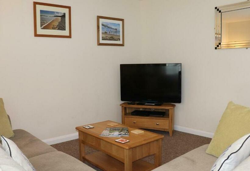 The Island Holiday Company Willow Oak