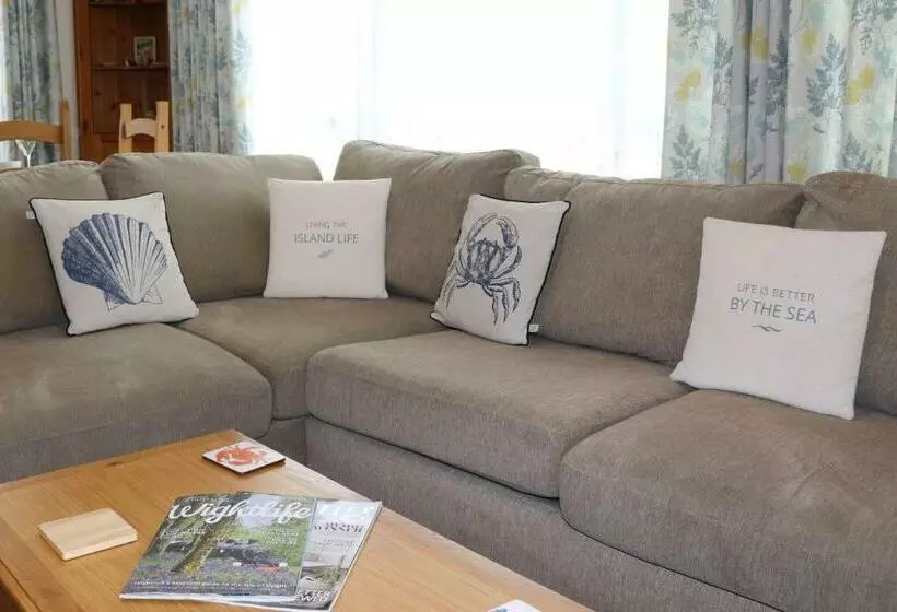 The Island Holiday Company Willow Oak