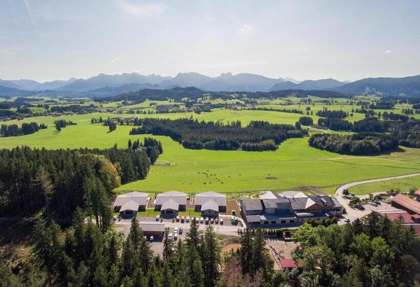 مبيت وإفطار Panorama Allgäu Spa Resort
