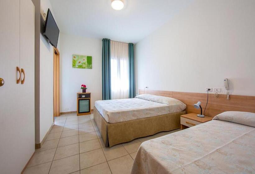 בית מלון כפרי Ginevra