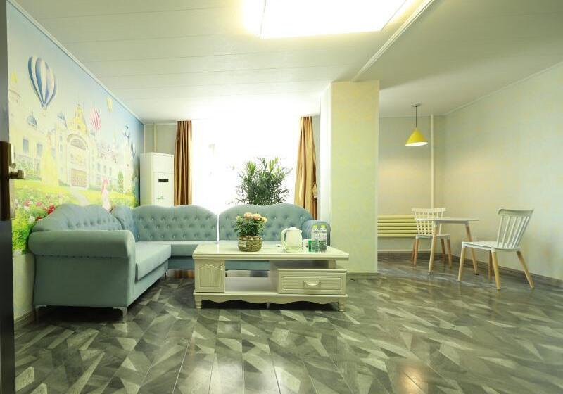 ホテル Greentree Inn Yantai Xingfu Road Marina Plaza Express