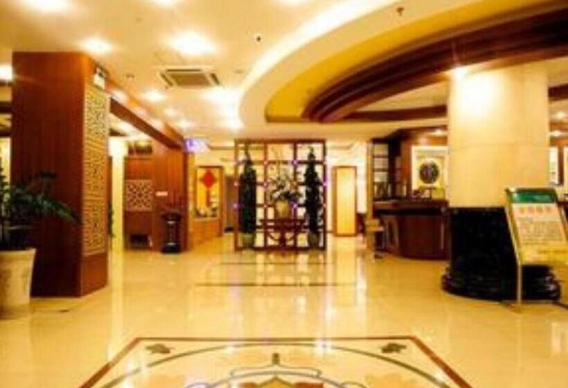 ホテル Greentree Inn Yantai Xingfu Road Marina Plaza Express