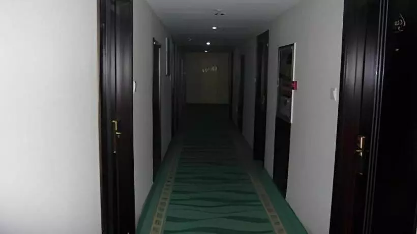 호텔 Greentree Inn Yantai Xingfu Road Marina Plaza Express