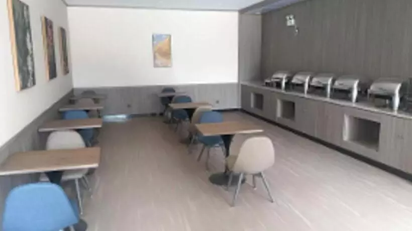 Hanting Hotel Taizhou West Bus Station