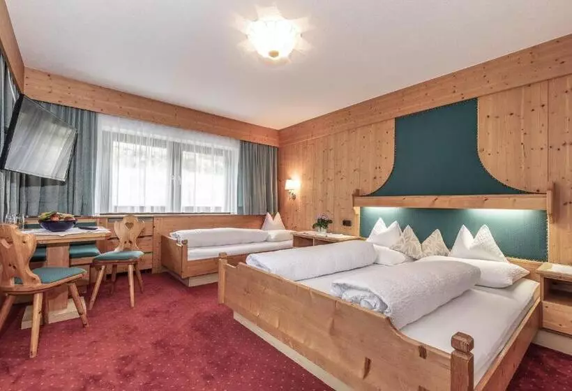 هتل Pension Jaqueline