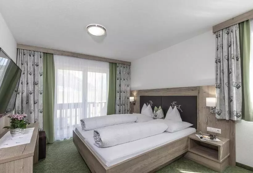 هتل Pension Jaqueline