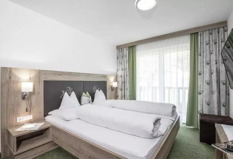 هتل Pension Jaqueline