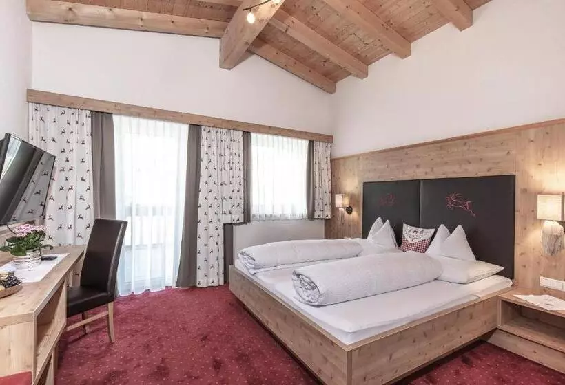 هتل Pension Jaqueline