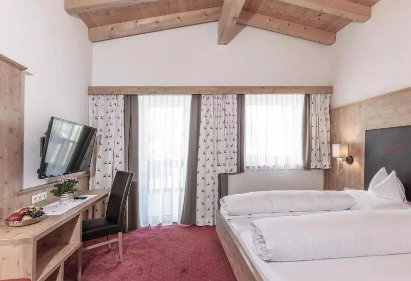 هتل Pension Jaqueline