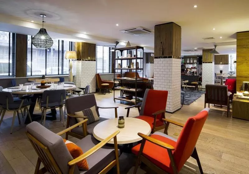 Hotel The Corner London City