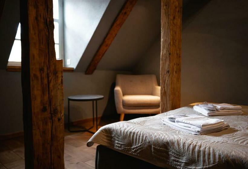 Raiņa Ielas Apartamenti R5