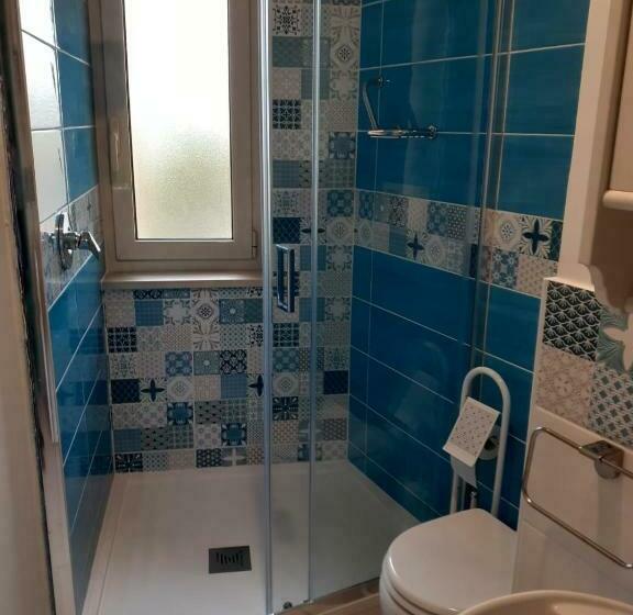 Struttura Con Accesso Diretto In Spiaggia