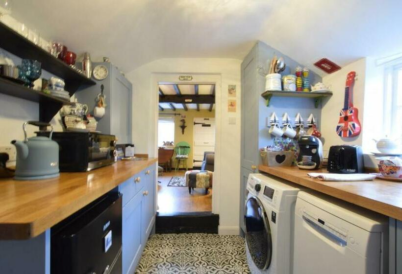 Cherry Tree Cottage, Woodbridge