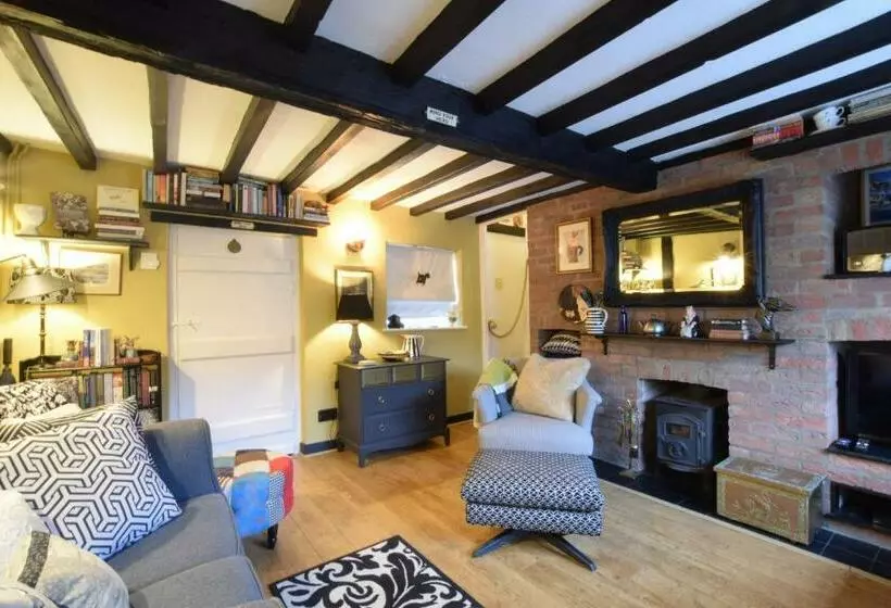 Cherry Tree Cottage, Woodbridge