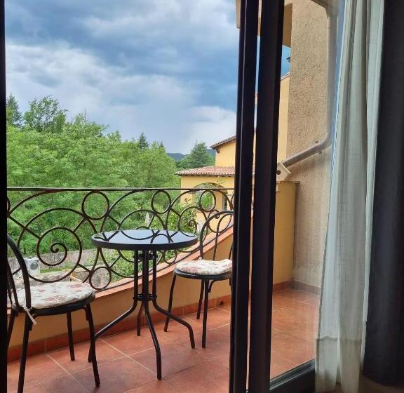 El Niu Dels Ocells 2