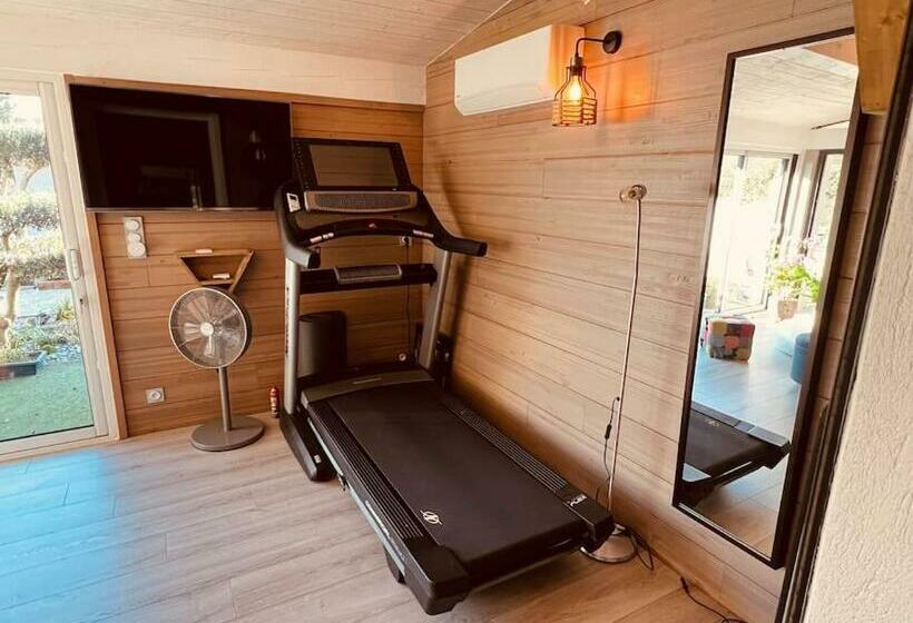 Très Belle Maison Avec Piscine , Proche Centre Ville Aix En Provence